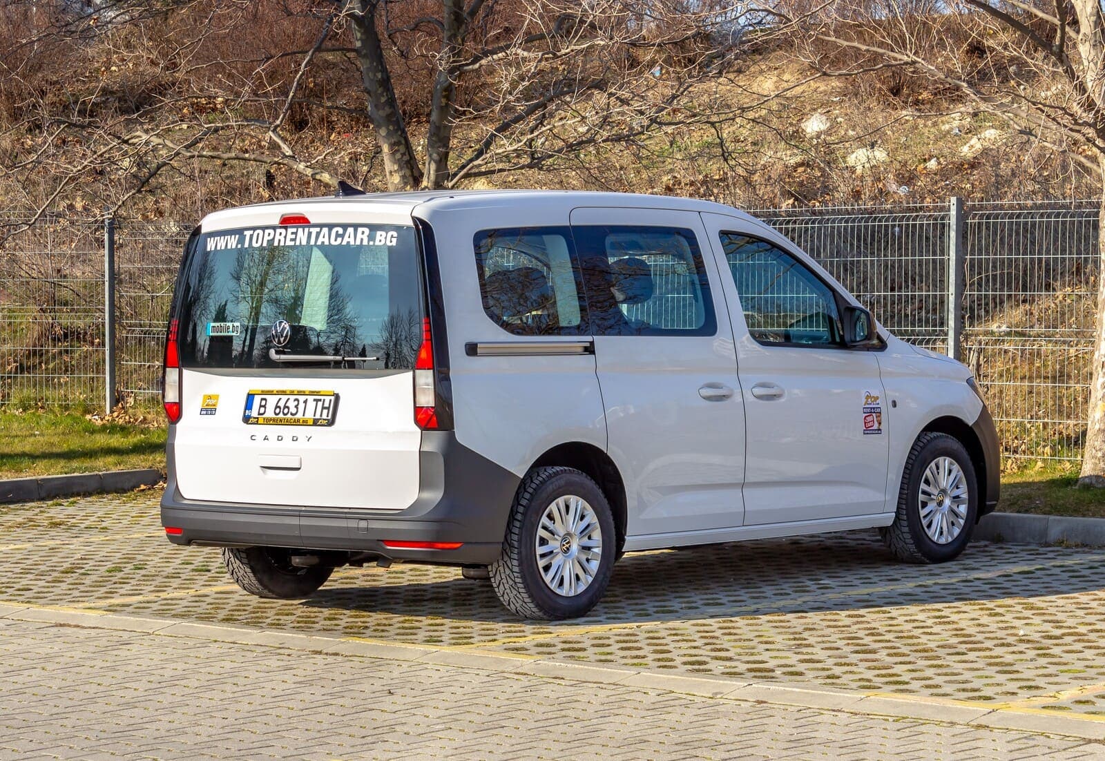 https://topmobility-prod-cms.s3.eu-central-1.amazonaws.com/vw_caddy_car_rental_213db5ba35.jpg