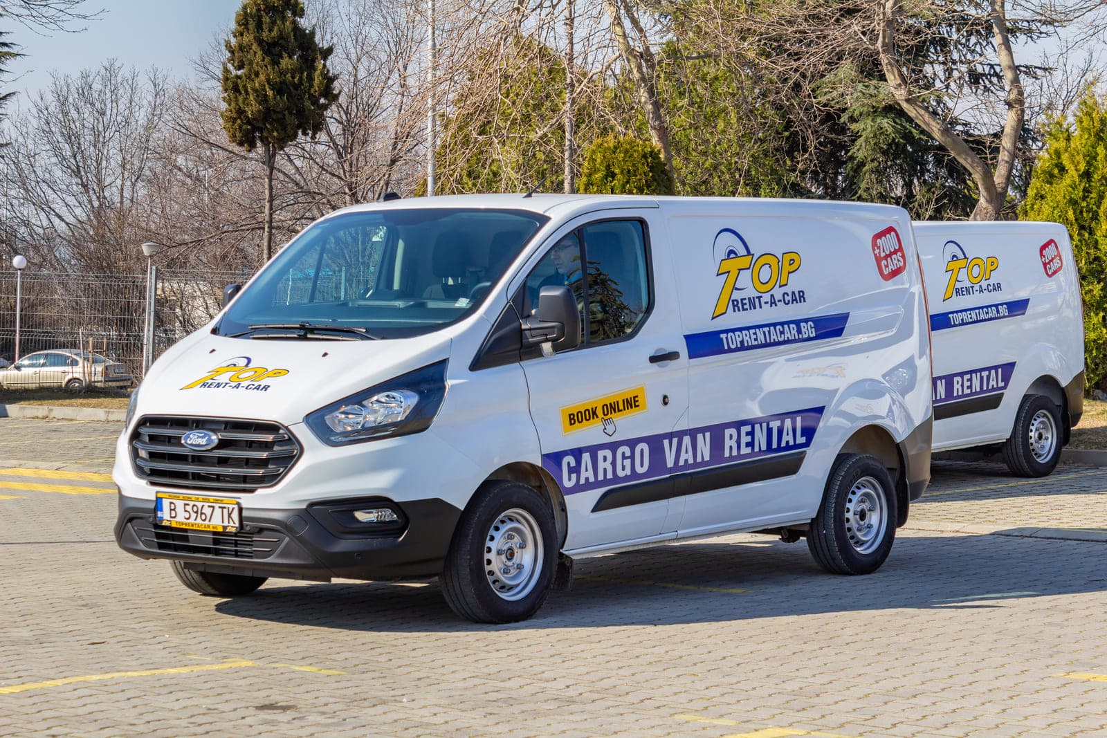 https://topmobility-prod-cms.s3.eu-central-1.amazonaws.com/ford_custom_cargo_for_rent_1915a00523.jpg