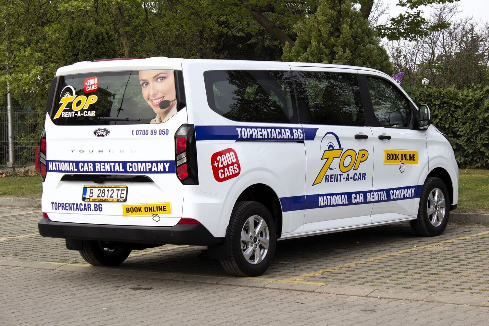 https://topmobility-prod-cms.s3.eu-central-1.amazonaws.com/ford_tourneo_custom_car_rental_93385ab98c.jpg