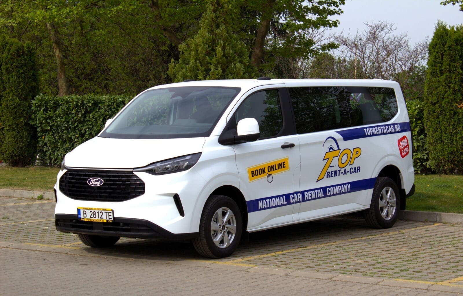 https://topmobility-prod-cms.s3.eu-central-1.amazonaws.com/ford_tourneo_custom_for_rent_d9dad4d149.jpg
