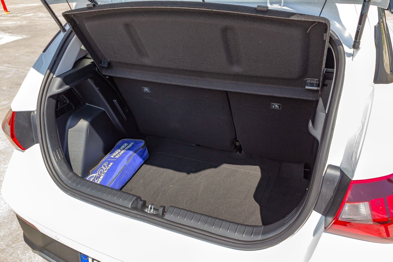 https://topmobility-prod-cms.s3.eu-central-1.amazonaws.com/hyundai_i20_2025_trunk_64ac7f45c6.jpg