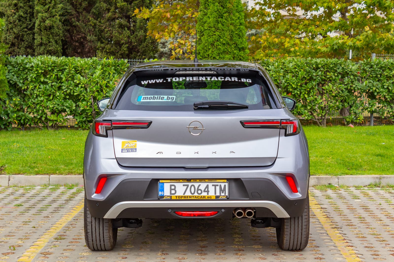 https://topmobility-prod-cms.s3.eu-central-1.amazonaws.com/opel_mokka_aut_back_view_6a091a631a.jpg