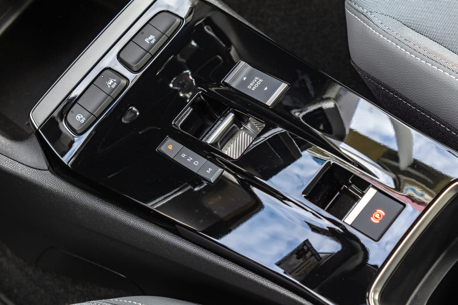 https://topmobility-prod-cms.s3.eu-central-1.amazonaws.com/opel_mokka_automatic_gearbox_2ab2a0486c.jpg