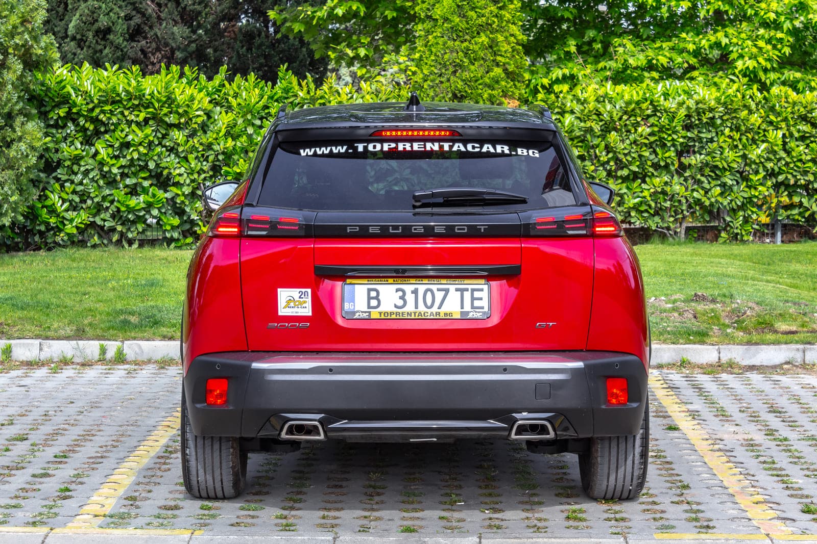 Peugeot 2008 — 4