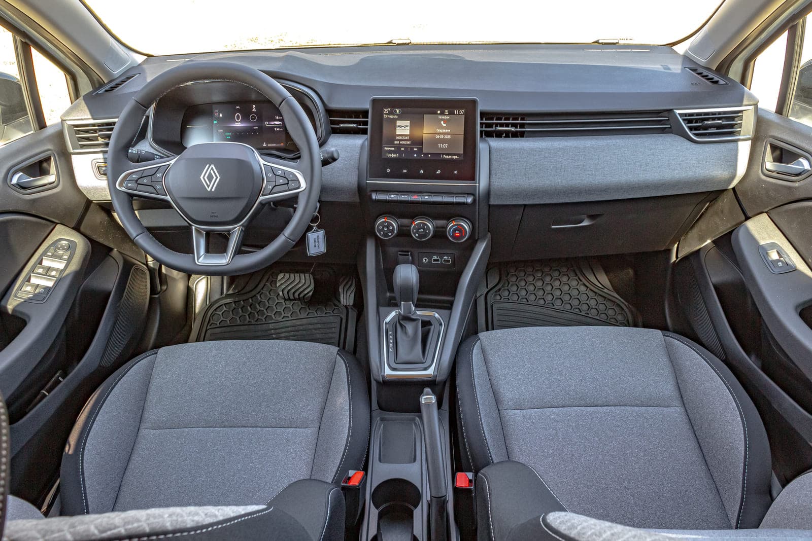 Renault Clio V — 7